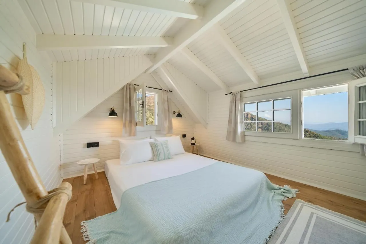 The Box House & Charming Private Tiny House & Pool Villa Gocek